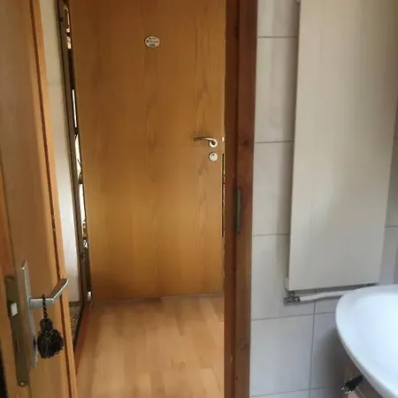 2-room-apartment With Shared Garden Place And View On Nature Reserve Διαμέρισμα *